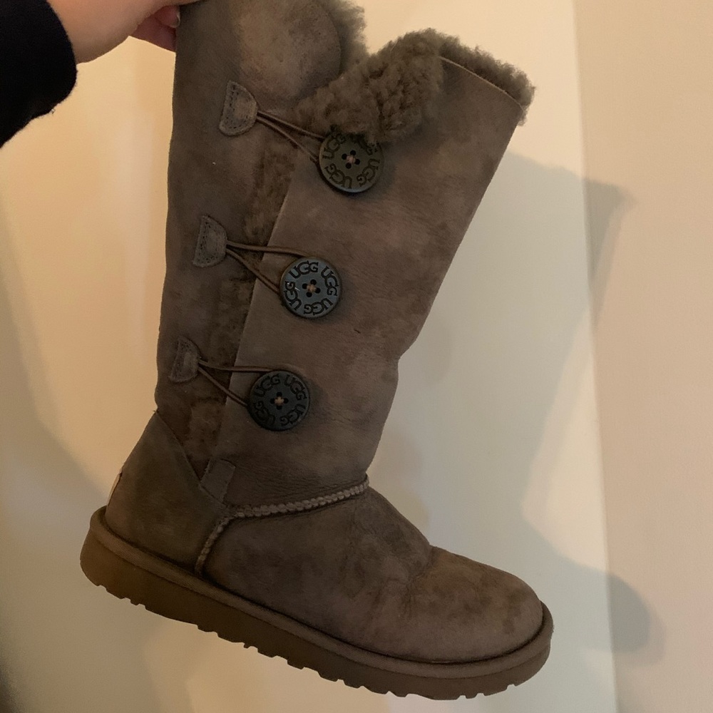 Good Condition- tall grey Uggs